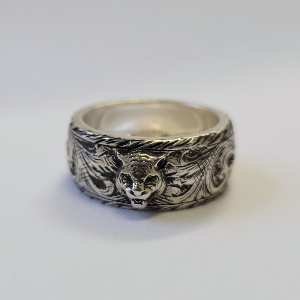 Gucci Sterling Silver Feline Ring